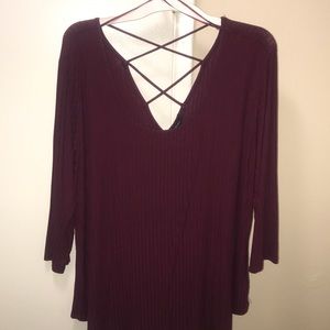 3/4 sleeve burgundy top